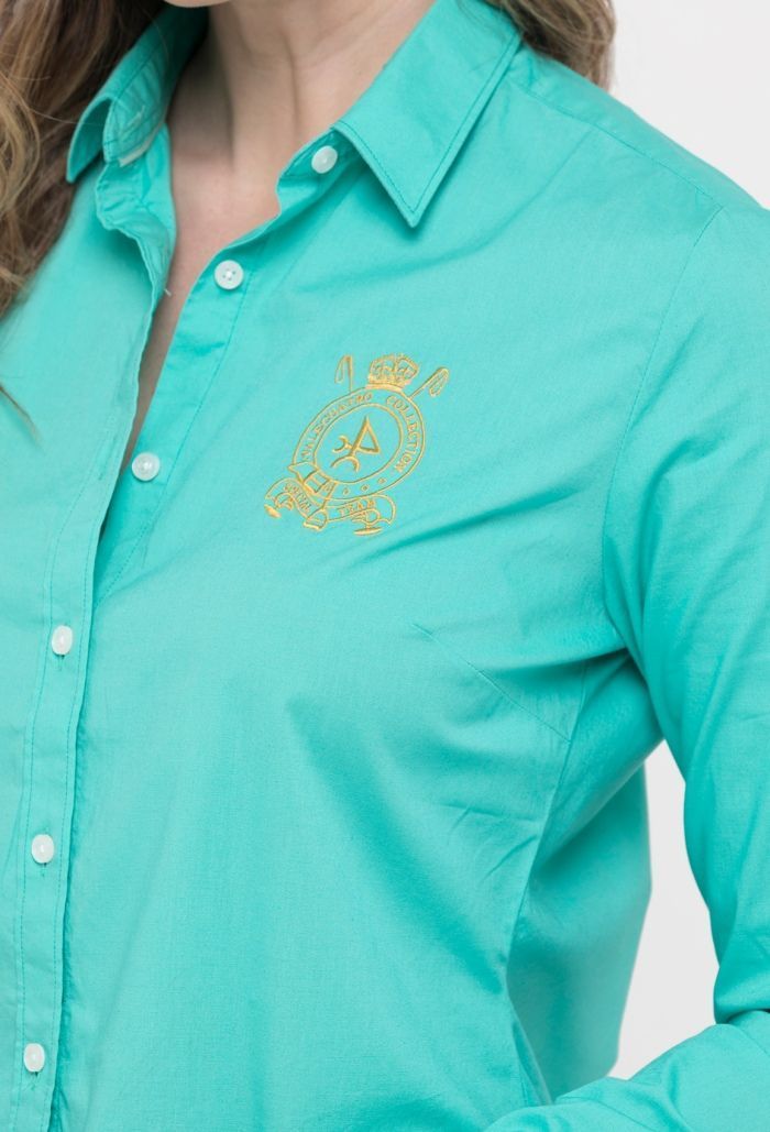 Camisa verde con escudo Valecuatro bordado en hilo dorado - 24.9