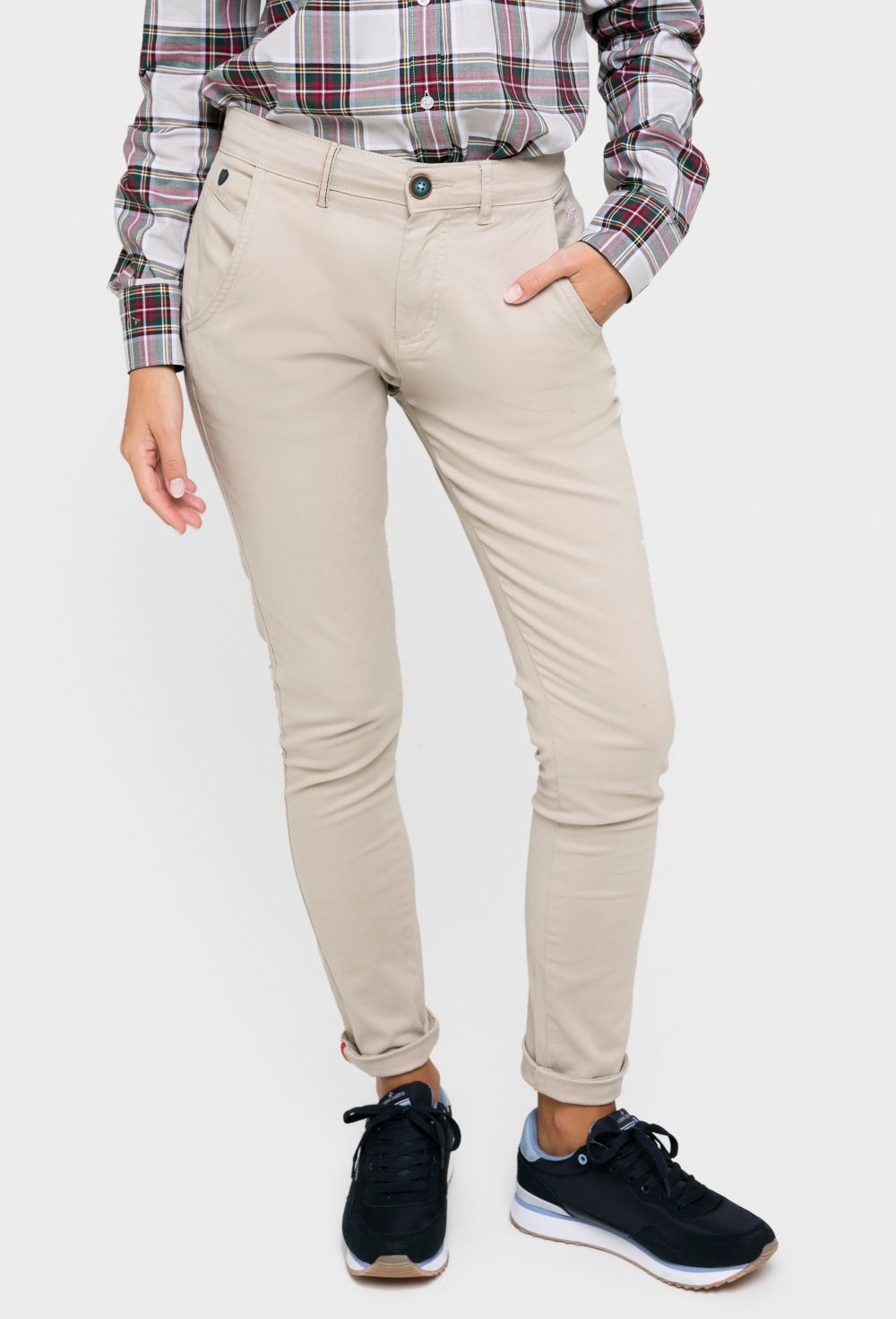 pantalones - Pantalón chino mujer color beige I23M-5380-BG