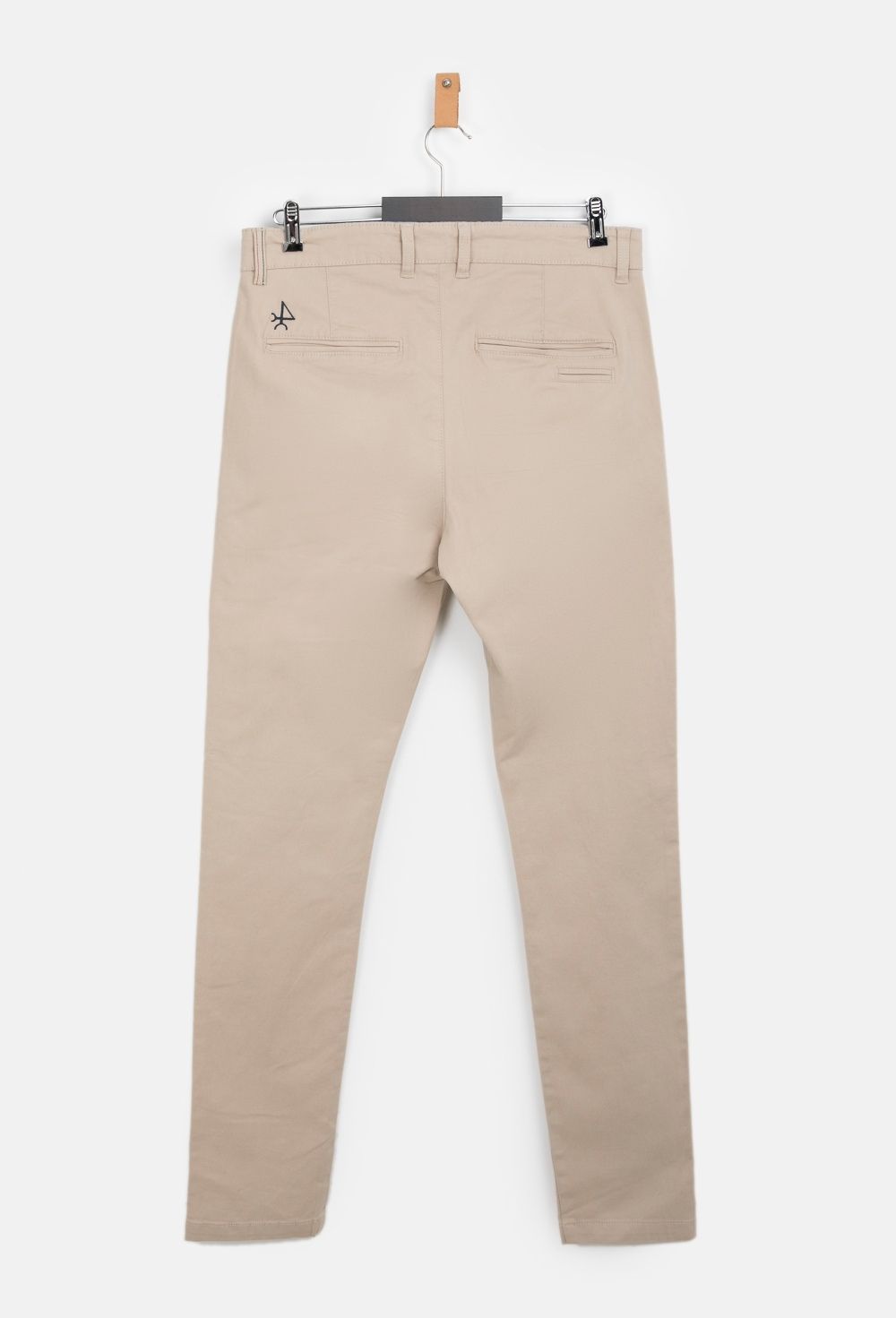 Pantalón chino slim fit en beige - Valecuatro