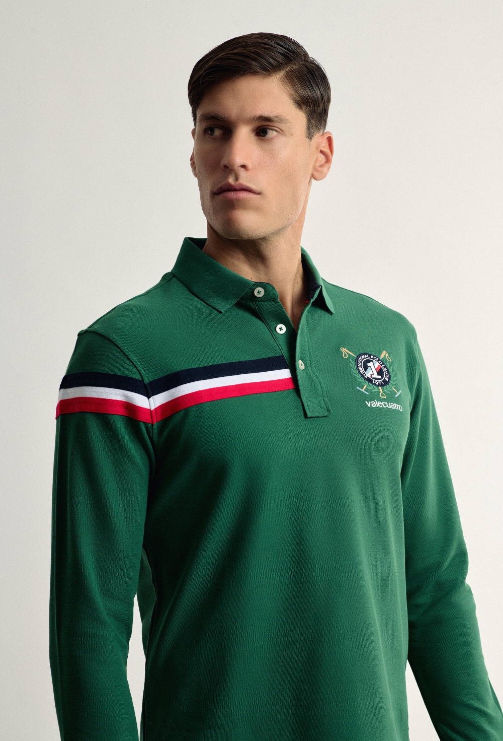 Polo Valecuatro bandera en verde - 38.94