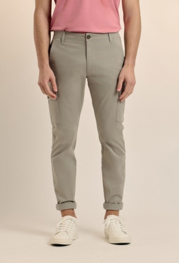 Pantalón cargo gris