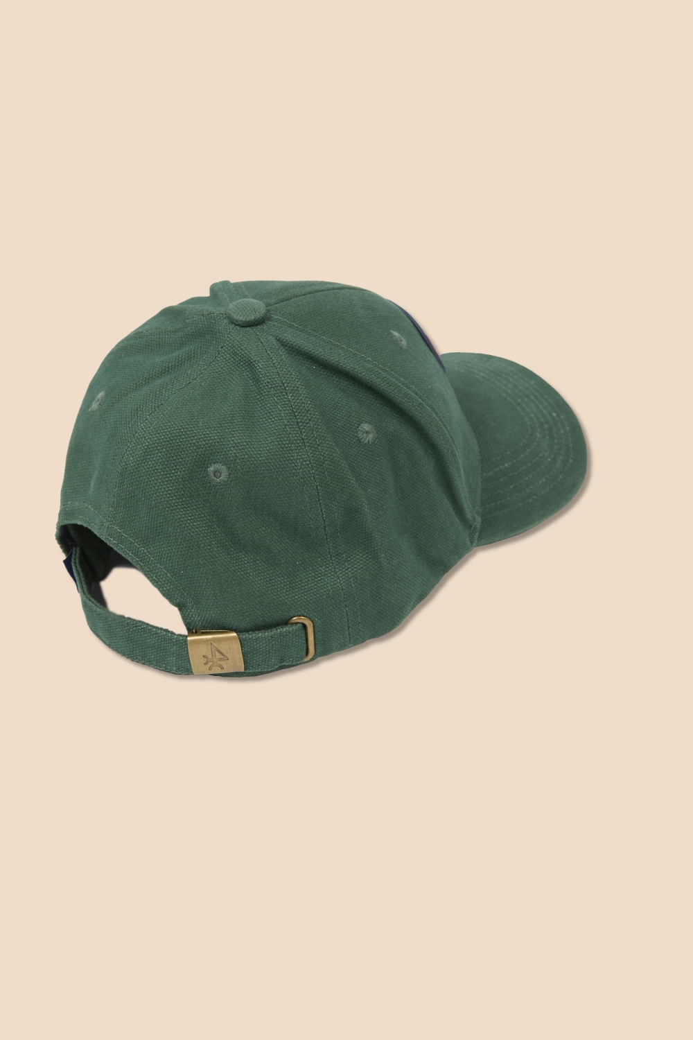 Gorra verde modelo patch - Valecuatro