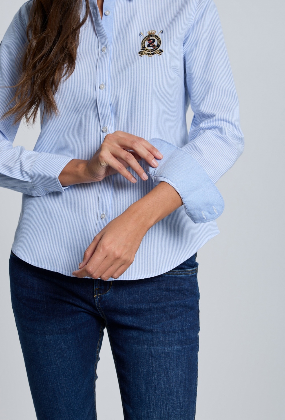 CAMISA M RAYAS ESCUDO