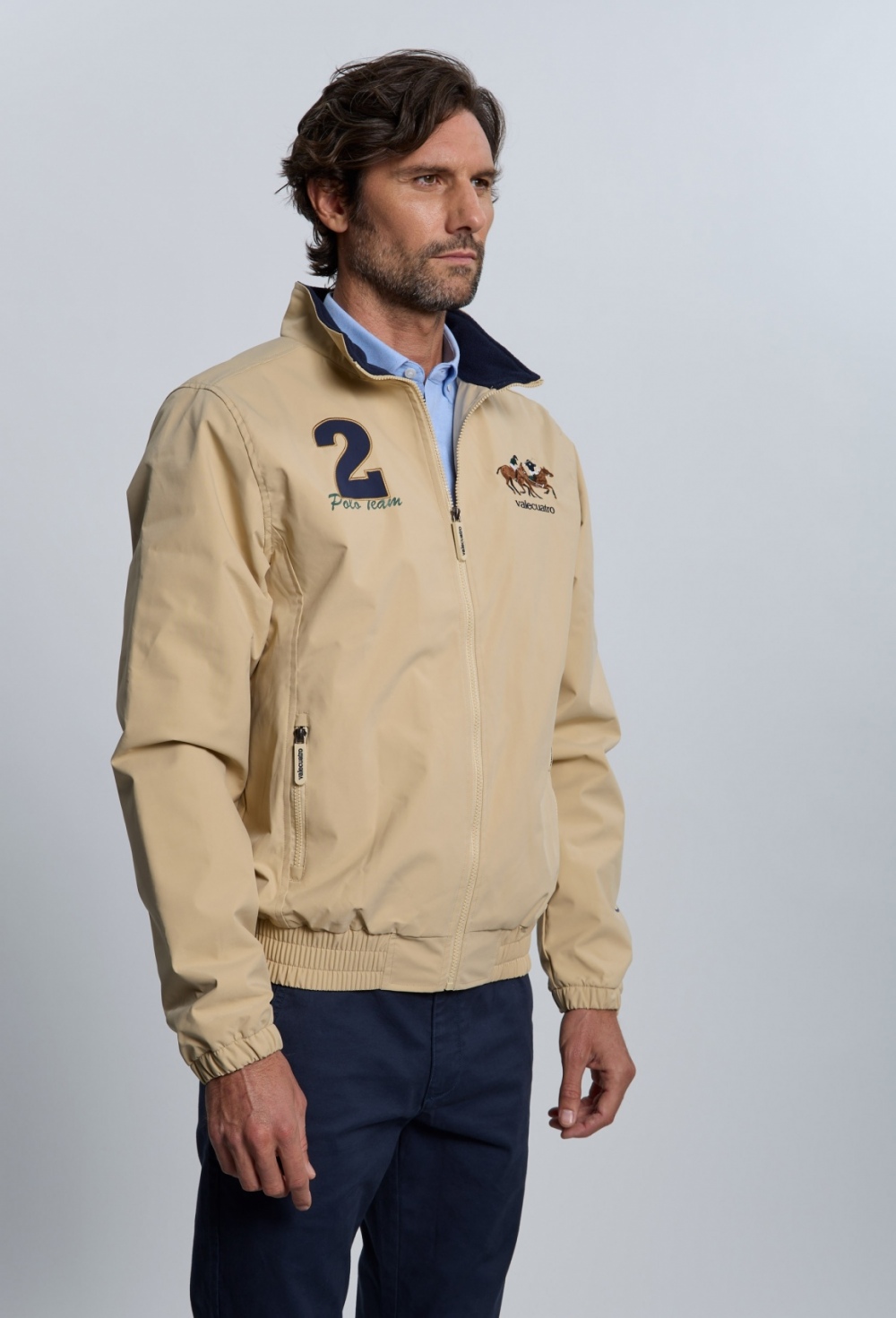 cazadoras - Cazadora caballos beige
