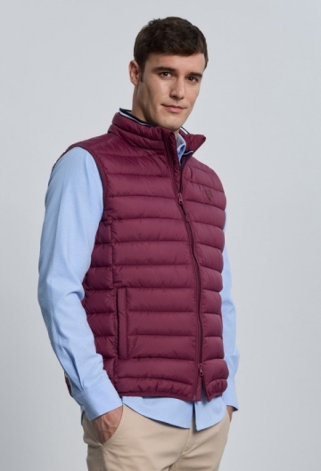 Chaleco acolchado clásico burdeos