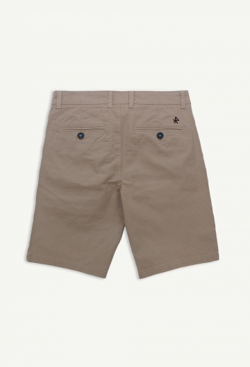 Bermuda clásica color beige