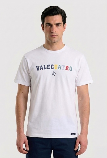 Camiseta modelo Valecuatro blanca