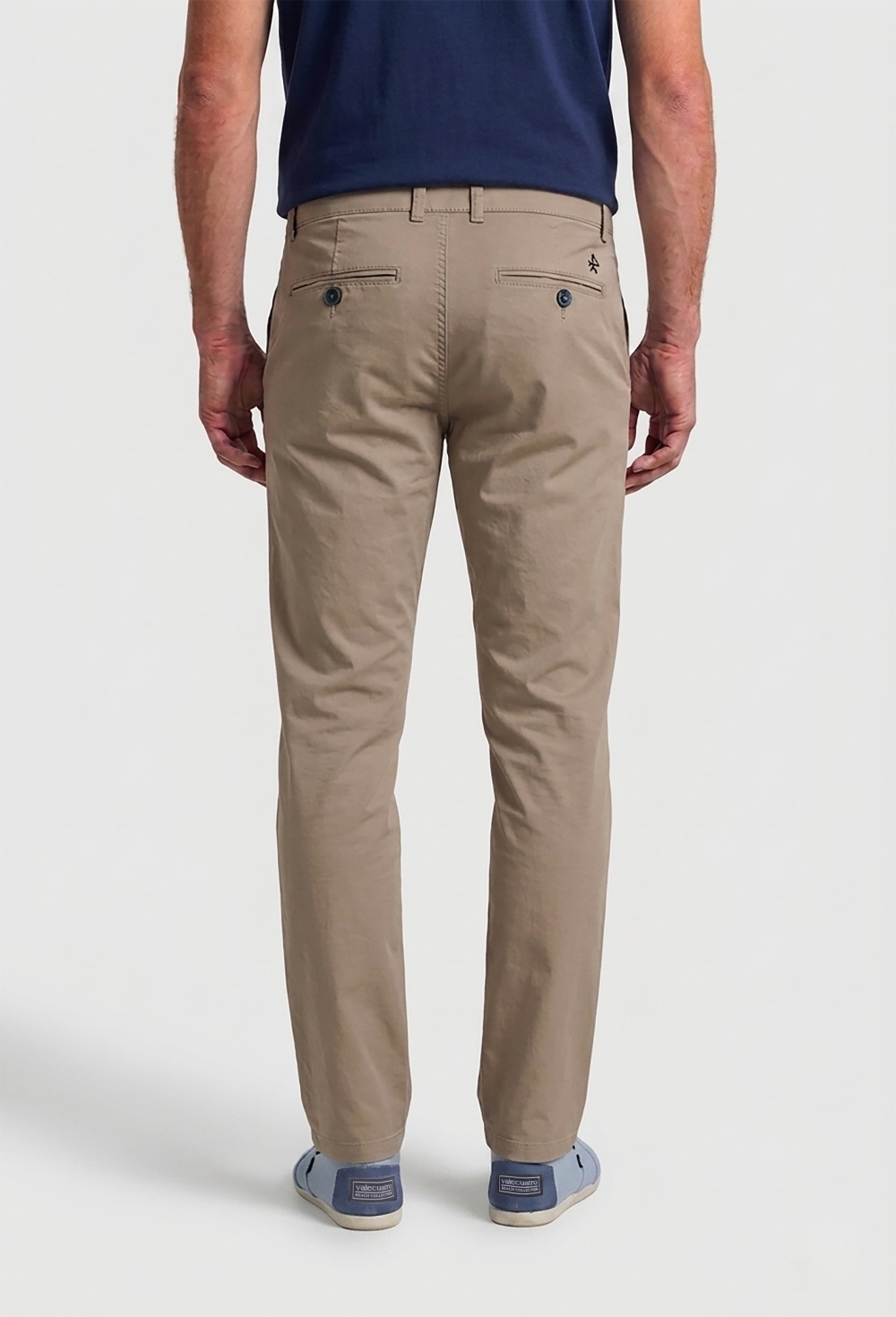 PANTALÓN H CHINO - 45.43