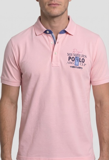 Polo semibordado Royal member rosa