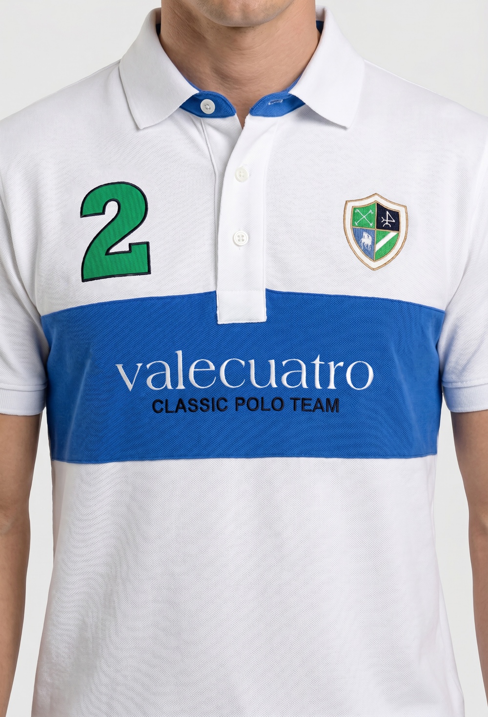 Polo bordado franja blanco - 64.9
