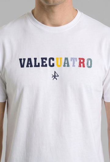 Camiseta modelo Valecuatro blanca